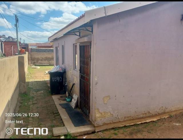 2 BEDROOM HOUSE FOR SALE IN NIGEL CENTRAL